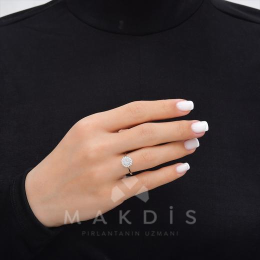 0.12 Karat Baget Yüzük