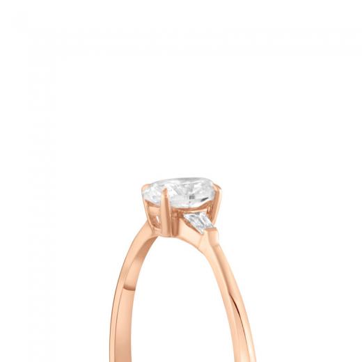 Oval 0.30 Karat Tektaş Yüzük