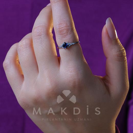 0.28 Karat  Safir Yüzük