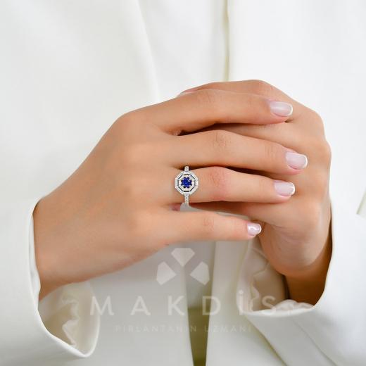 1.30 Karat Safir Yüzük